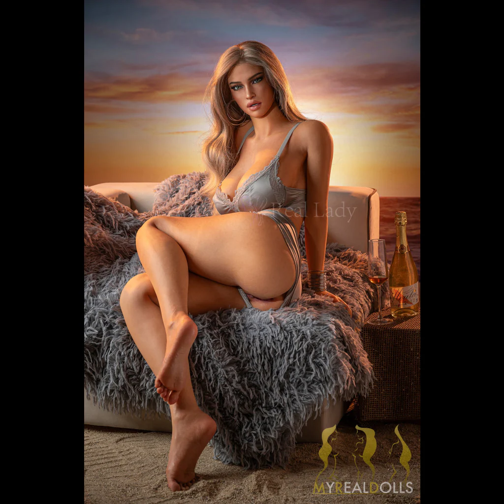 Ania Luxury Doll - Image 27