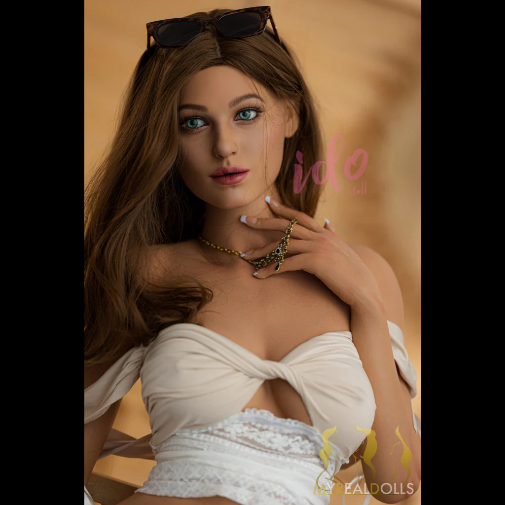 Lesley Luxury Doll - Image 23