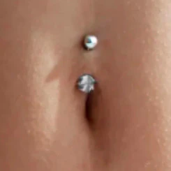 PIERCINGS - Image 3